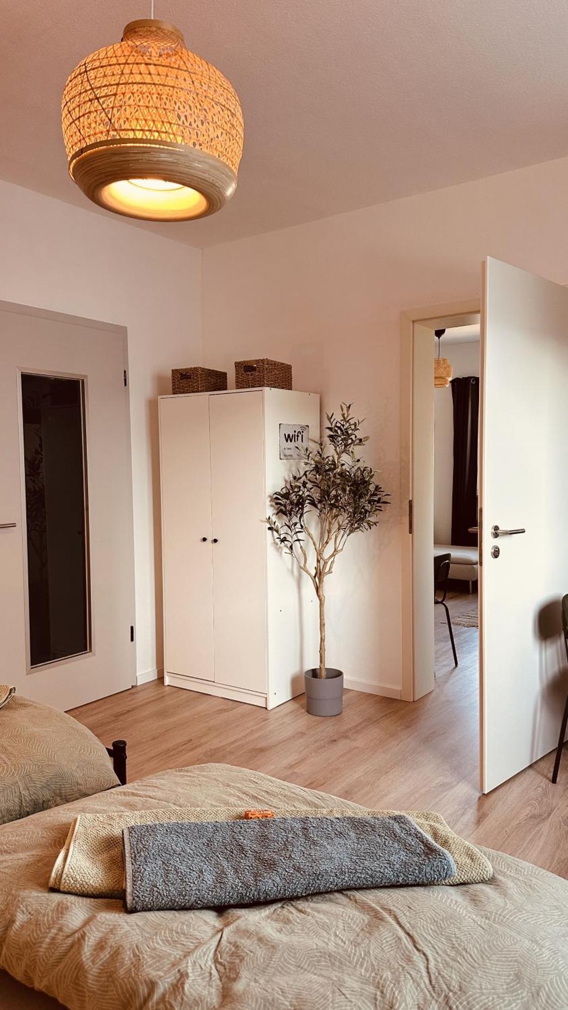 Apartment Mit Netflix - Parken - Kueche - Bad Weiden in der Oberpfalz Dış mekan fotoğraf