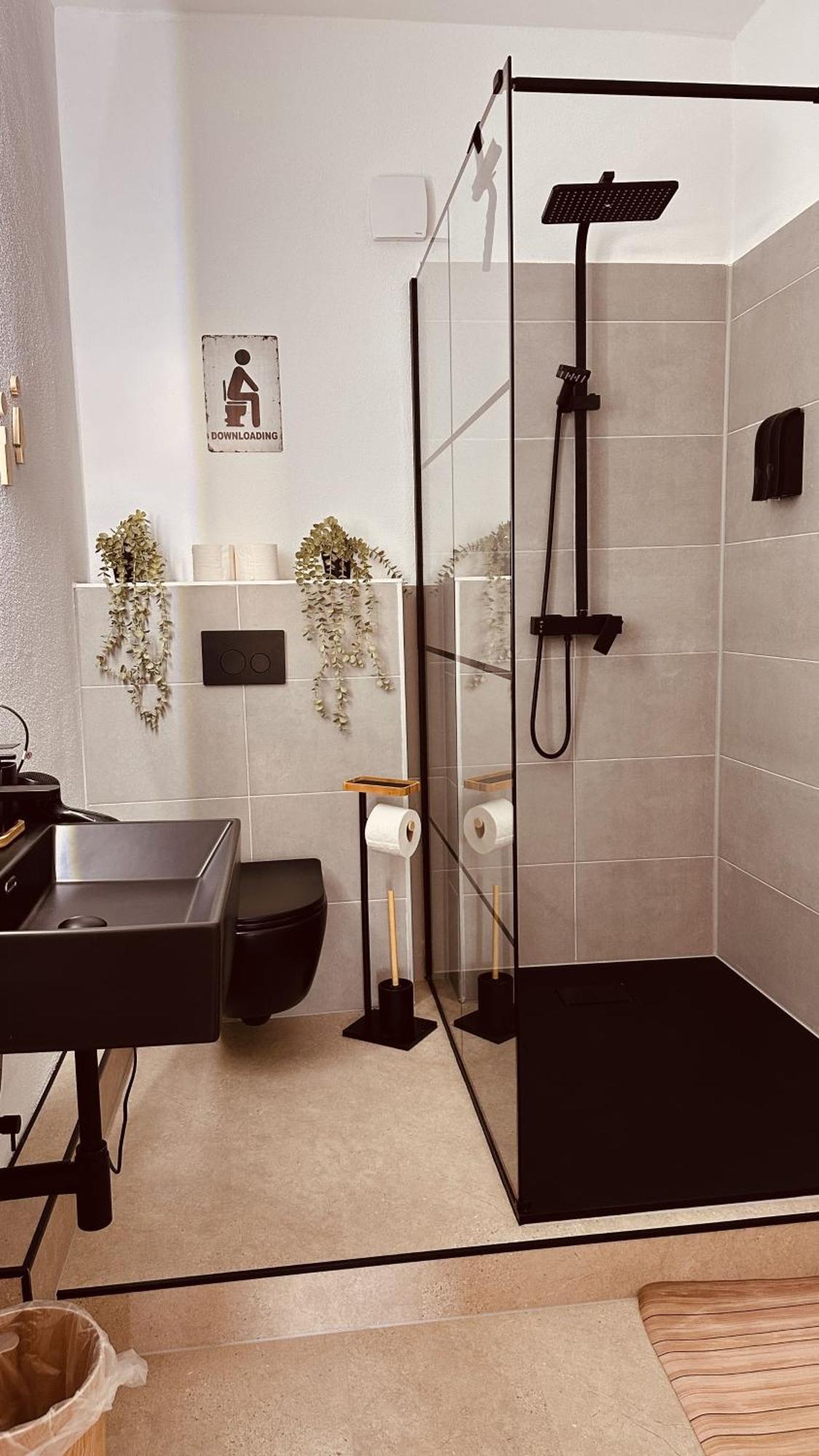 Apartment Mit Netflix - Parken - Kueche - Bad Weiden in der Oberpfalz Dış mekan fotoğraf